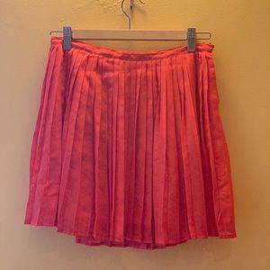 Pleated skirt